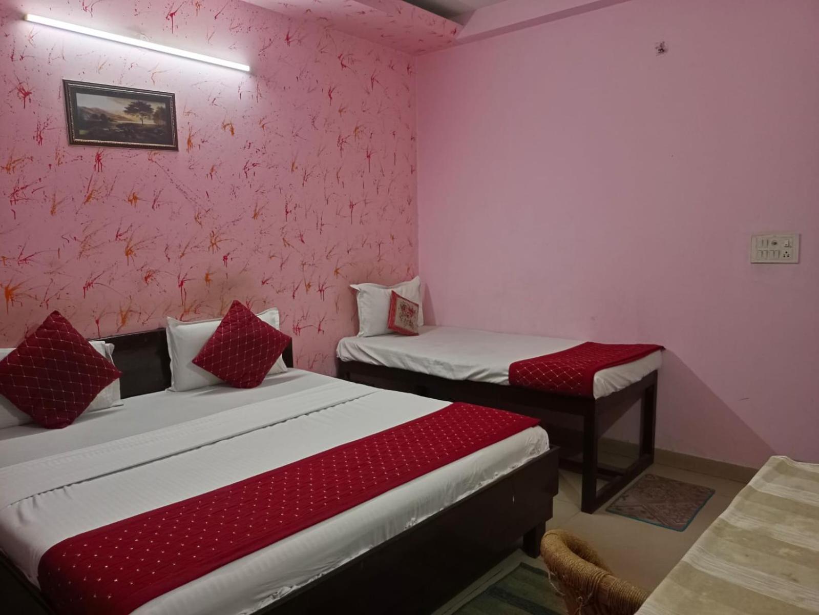 Airport Hotel Pariksheet Inn New Delhi Extérieur photo