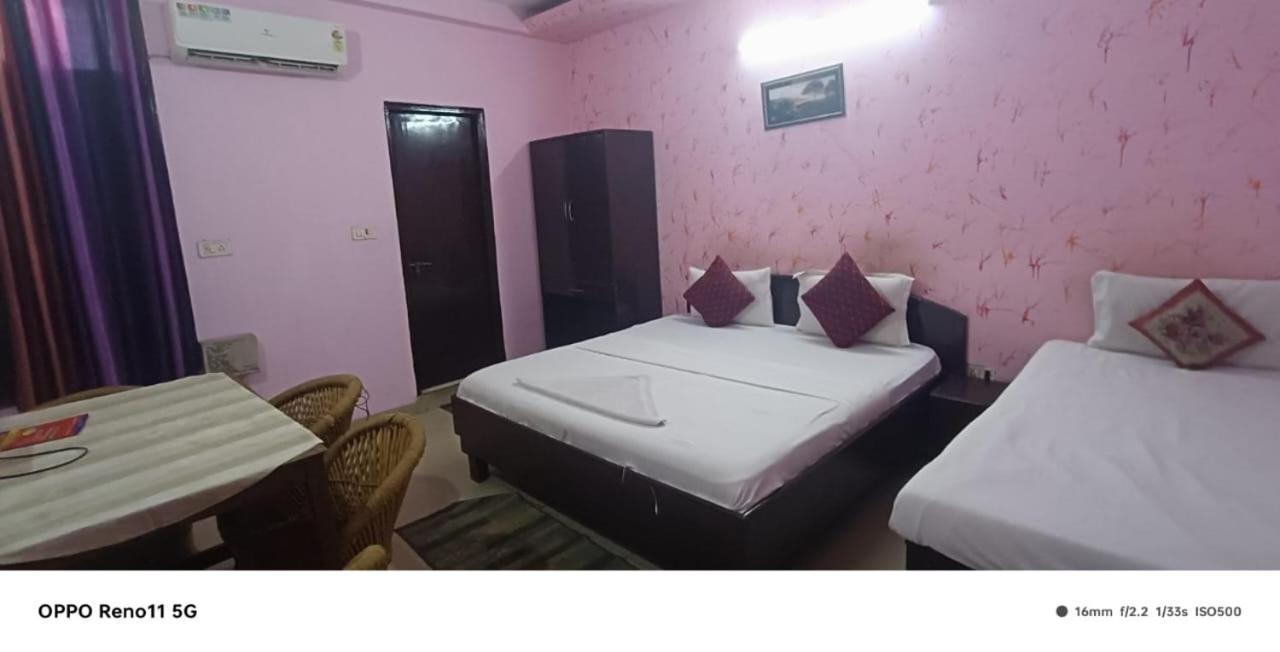 Airport Hotel Pariksheet Inn New Delhi Extérieur photo