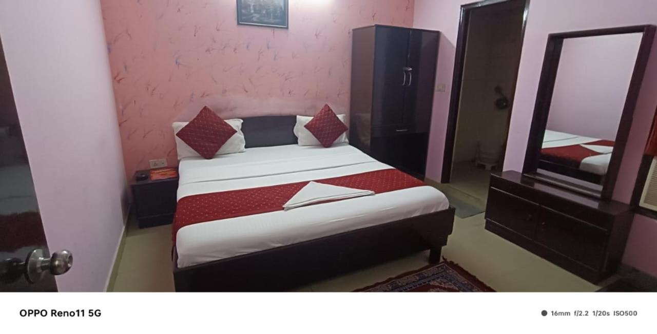 Airport Hotel Pariksheet Inn New Delhi Extérieur photo