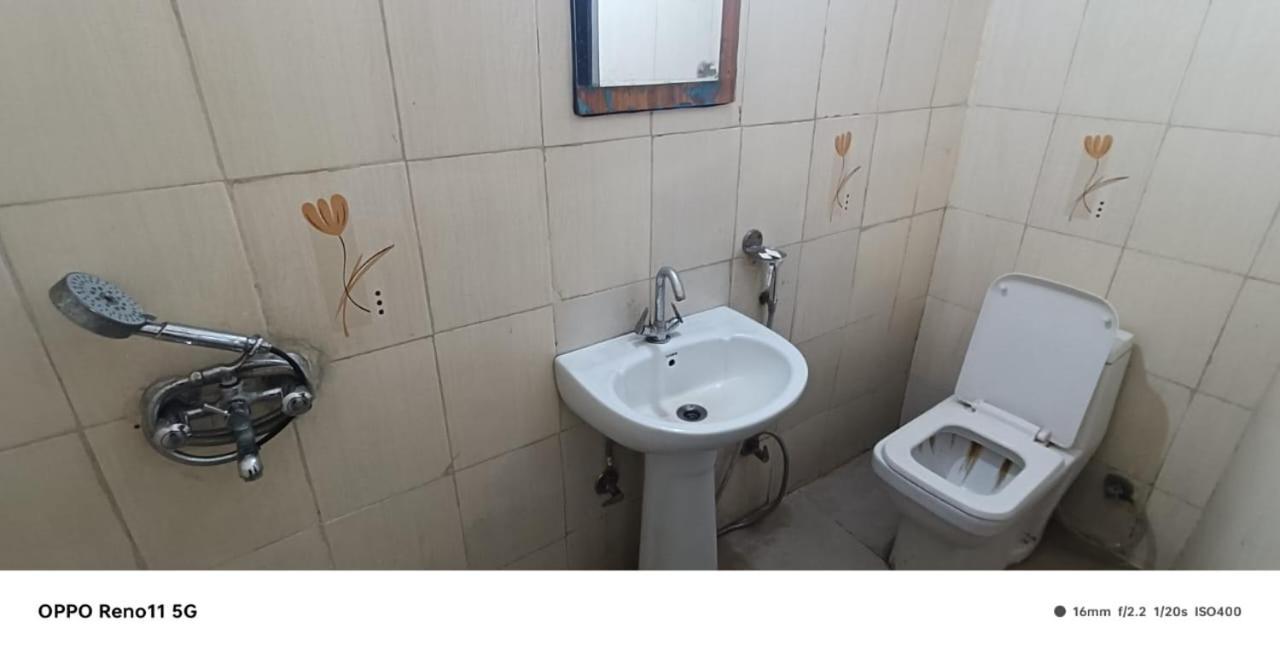 Airport Hotel Pariksheet Inn New Delhi Extérieur photo